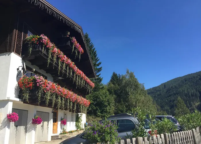 Pansiyon Haus Heimo Bad Kleinkirchheim